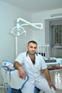 Саргис Саакян Врач-стоматолог